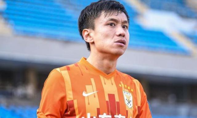 【中超】张弛替补进球于洋染红 泰山1比0击败津门虎