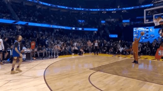 开云体育网址-乏善可陈菜鸡互啄！全明星扣篮大赛托平力压群熊