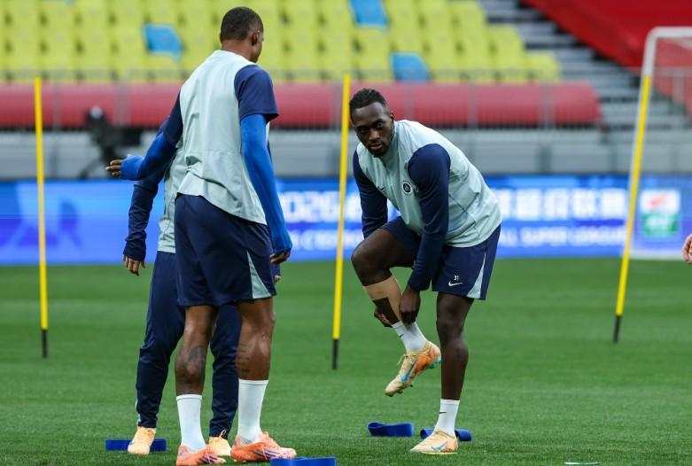 开云体育下载-粤媒：新鹏城5名外援都参加了赛前合练，战成都有望全部首发