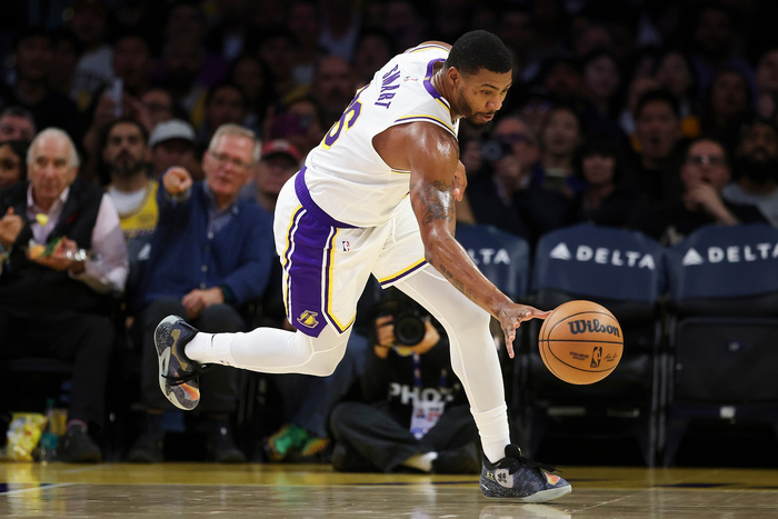 开云体育网址-东契奇和詹姆斯爆发创纪录，湖人角色球员也大放异彩，开始变好了|投篮|鹈鹕|NBA常规赛|新奥尔良鹈鹕队|沙奎尔-奥尼尔_新浪新闻